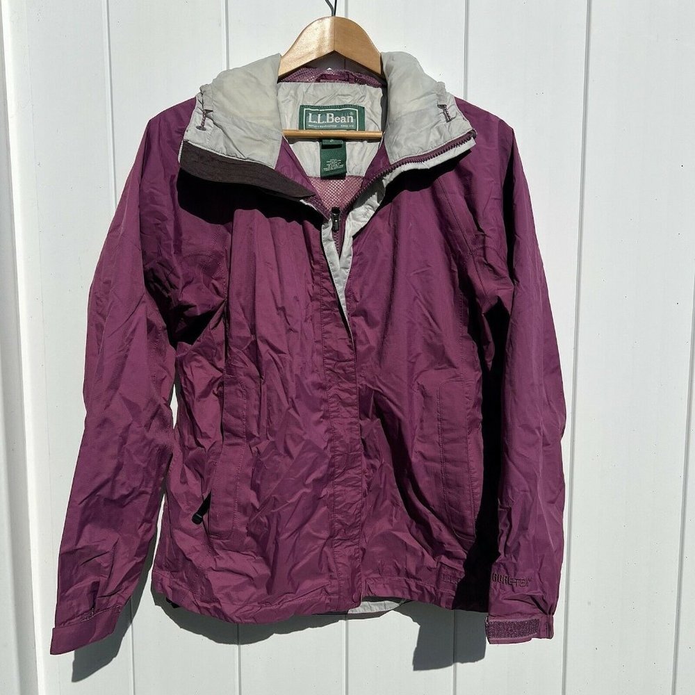 Vintage L.L. Bean Women’s Rain Wind Breaker Jacket Gore-Tex Size Medium Purple
